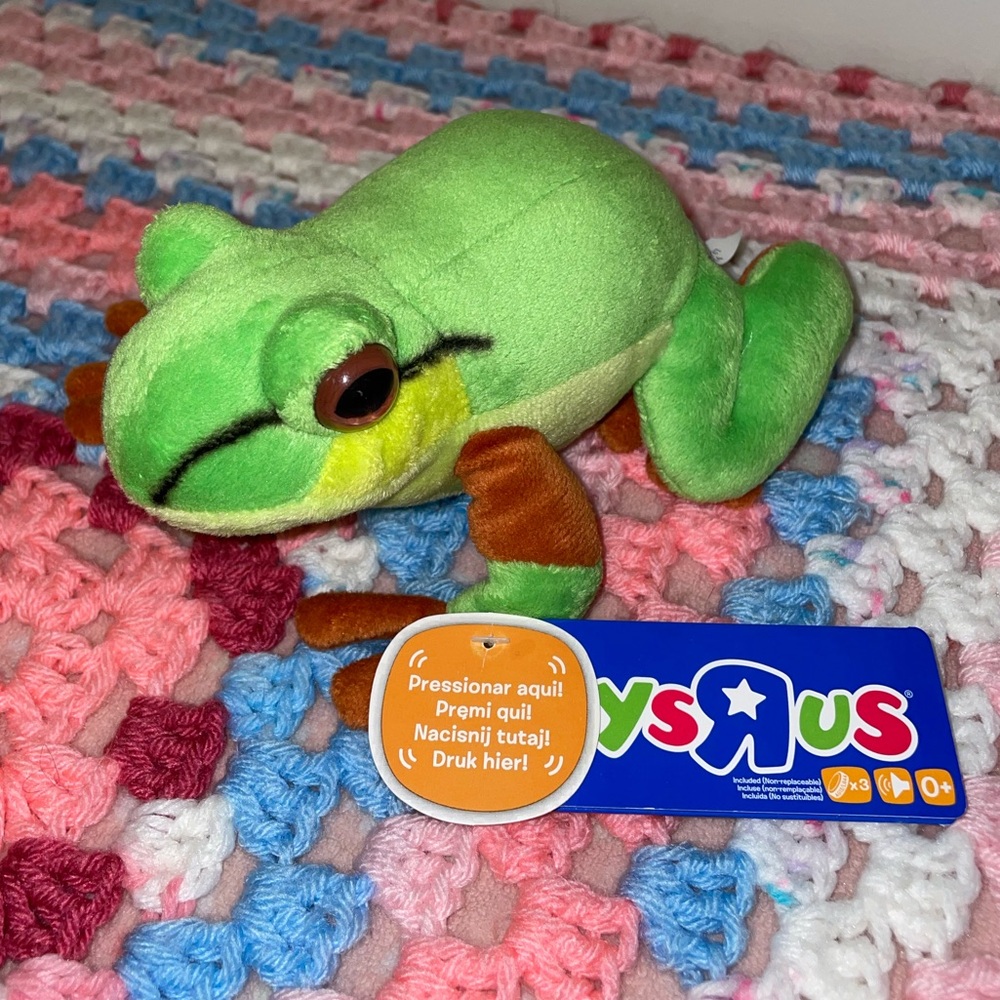 Toys R Us Croaking Green Tree Frog, NWT, Sound Still Working